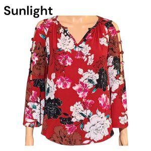 Jennifer Lopez Women SZ XL Red Floral Cold Shoulder Top Blouse V neck
